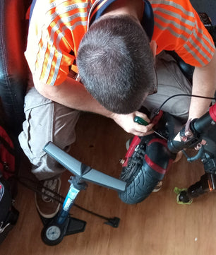E-Scooter or E-Bike Diagnosis.