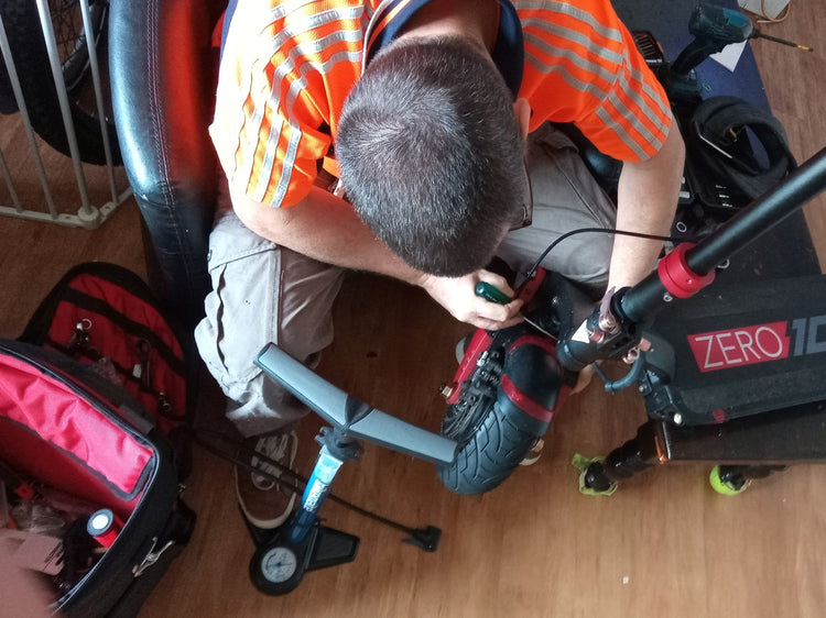 E-Scooter or E-Bike Diagnosis.